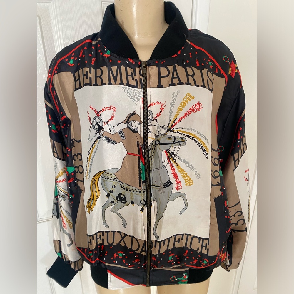Vintage Streetwear Hermes style satin bomber jacket Size M